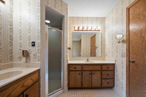 1494 Creek Park Lane Fridley MN 55432