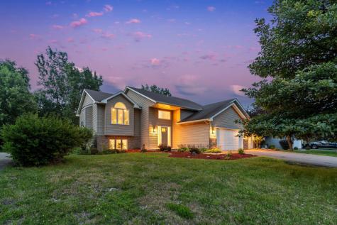 2225 Tart Lake Road Hugo MN 55038