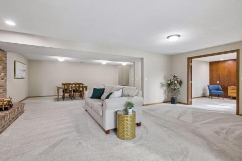 4669 Mackubin Street Shoreview MN 55126