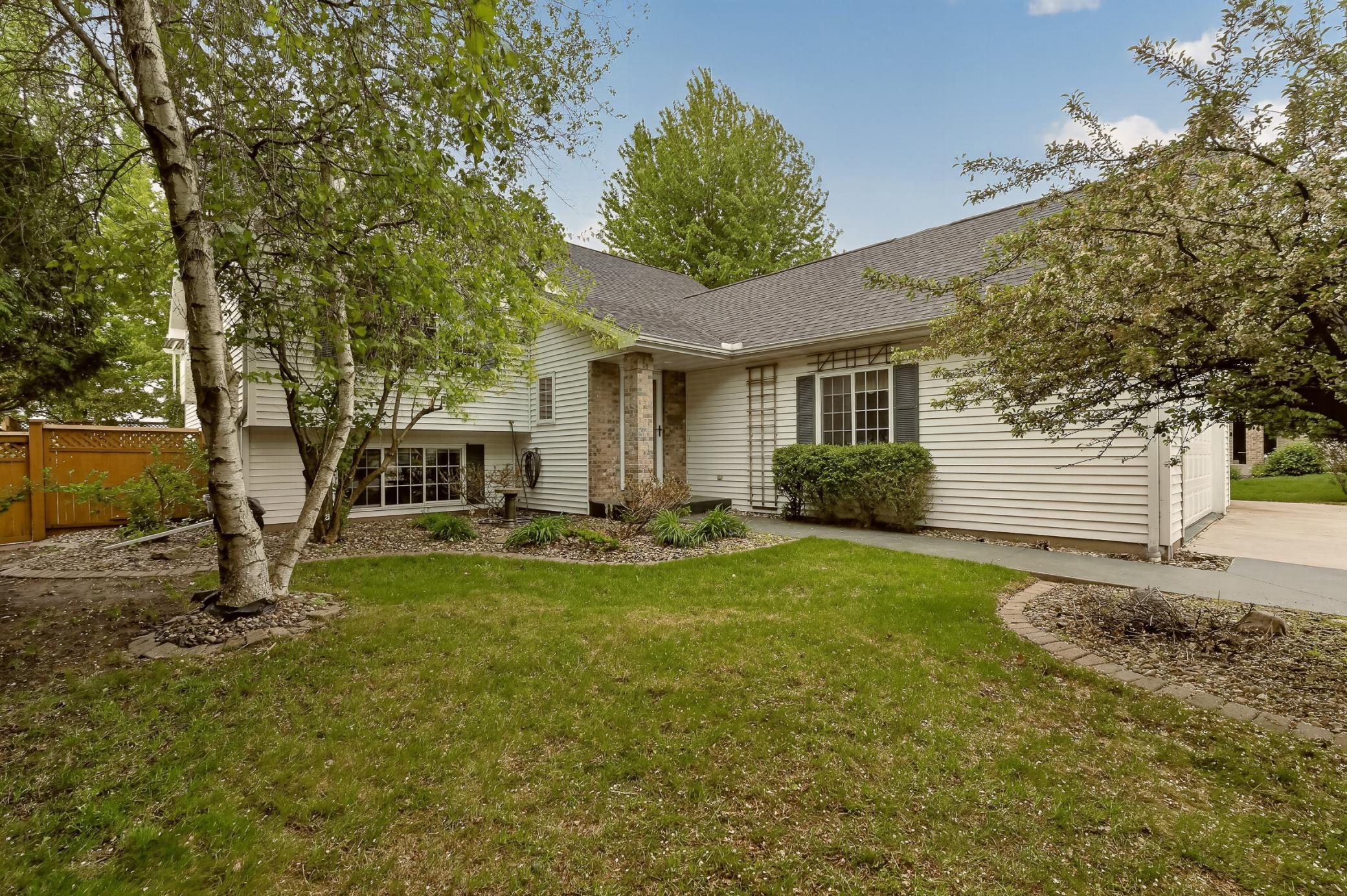 2516 Colleen Lane NE Rochester MN 55906