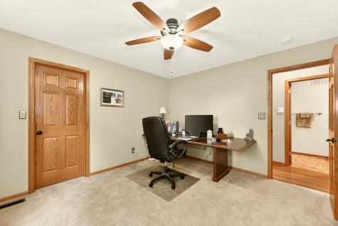 2516 Colleen Lane NE Rochester MN 55906