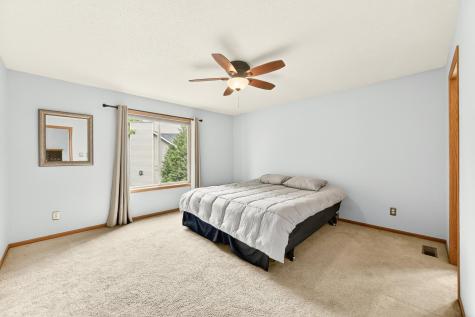 2516 Colleen Lane NE Rochester MN 55906