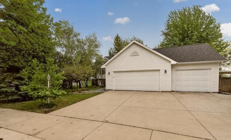2516 Colleen Lane NE Rochester MN 55906