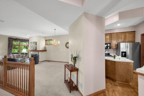 16270 Crystal Hills Drive Lakeville MN 55044