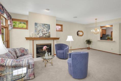 16270 Crystal Hills Drive Lakeville MN 55044