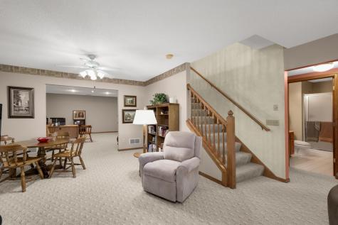 16270 Crystal Hills Drive Lakeville MN 55044