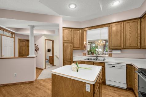 16270 Crystal Hills Drive Lakeville MN 55044