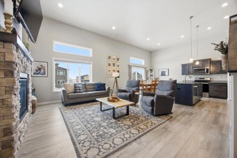 413 Hampton Drive W Moorhead MN 56560