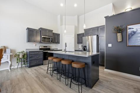 413 Hampton Drive W Moorhead MN 56560