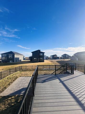 413 Hampton Drive W Moorhead MN 56560