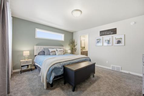 413 Hampton Drive W Moorhead MN 56560