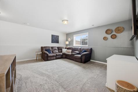 413 Hampton Drive W Moorhead MN 56560