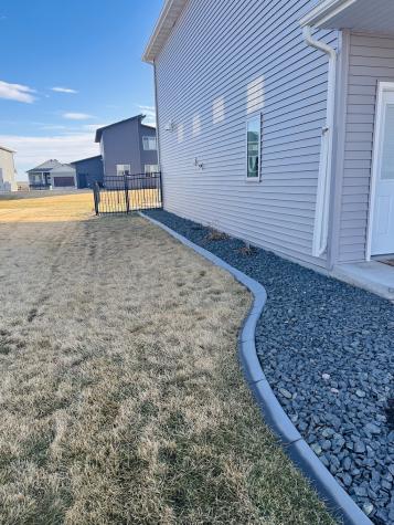 413 Hampton Drive W Moorhead MN 56560