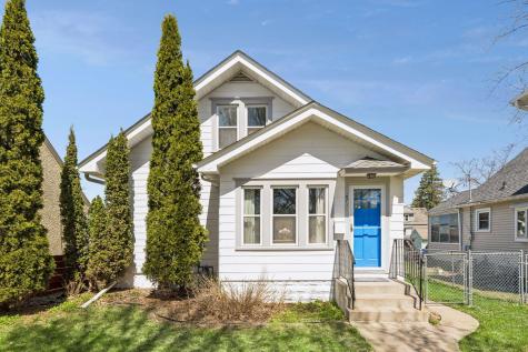 1871 Hyacinth Avenue E Saint Paul MN 55119
