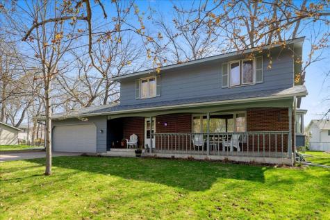 1308 Woods Circle Buffalo MN 55313