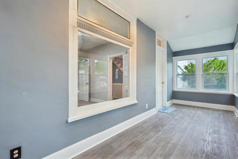 731 Thomas Avenue Saint Paul MN 55104