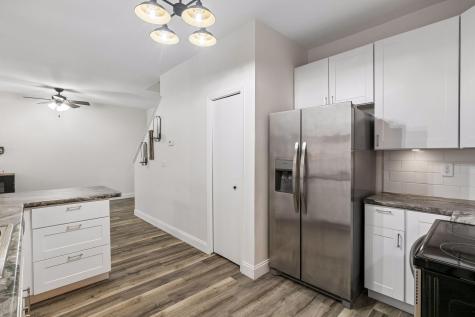 2064 Parkway Avenue Shakopee MN 55379