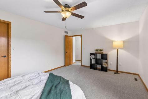 2064 Parkway Avenue Shakopee MN 55379