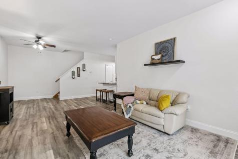 2064 Parkway Avenue Shakopee MN 55379