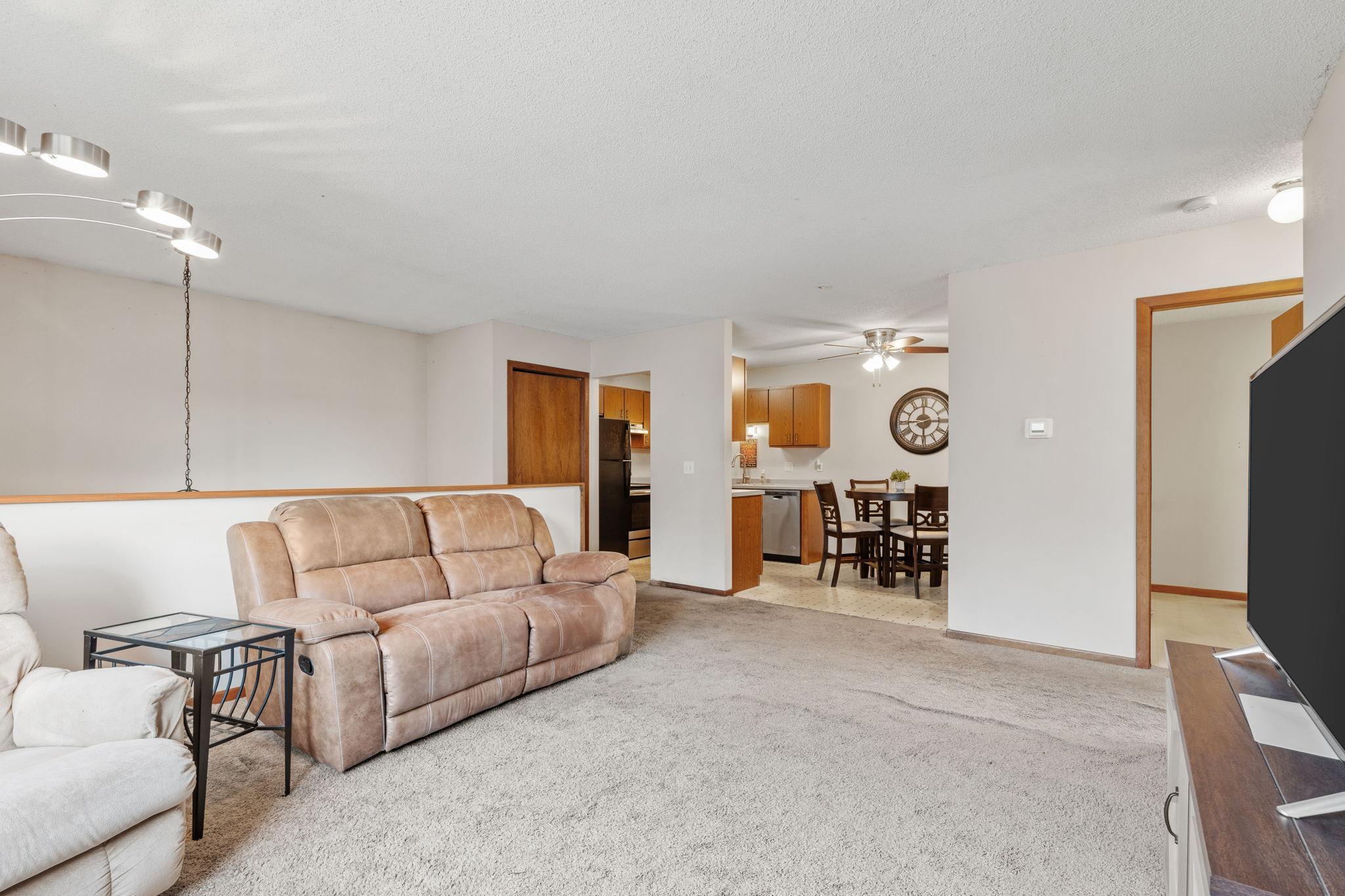 6364 Kahler Drive NE Albertville MN 55301
