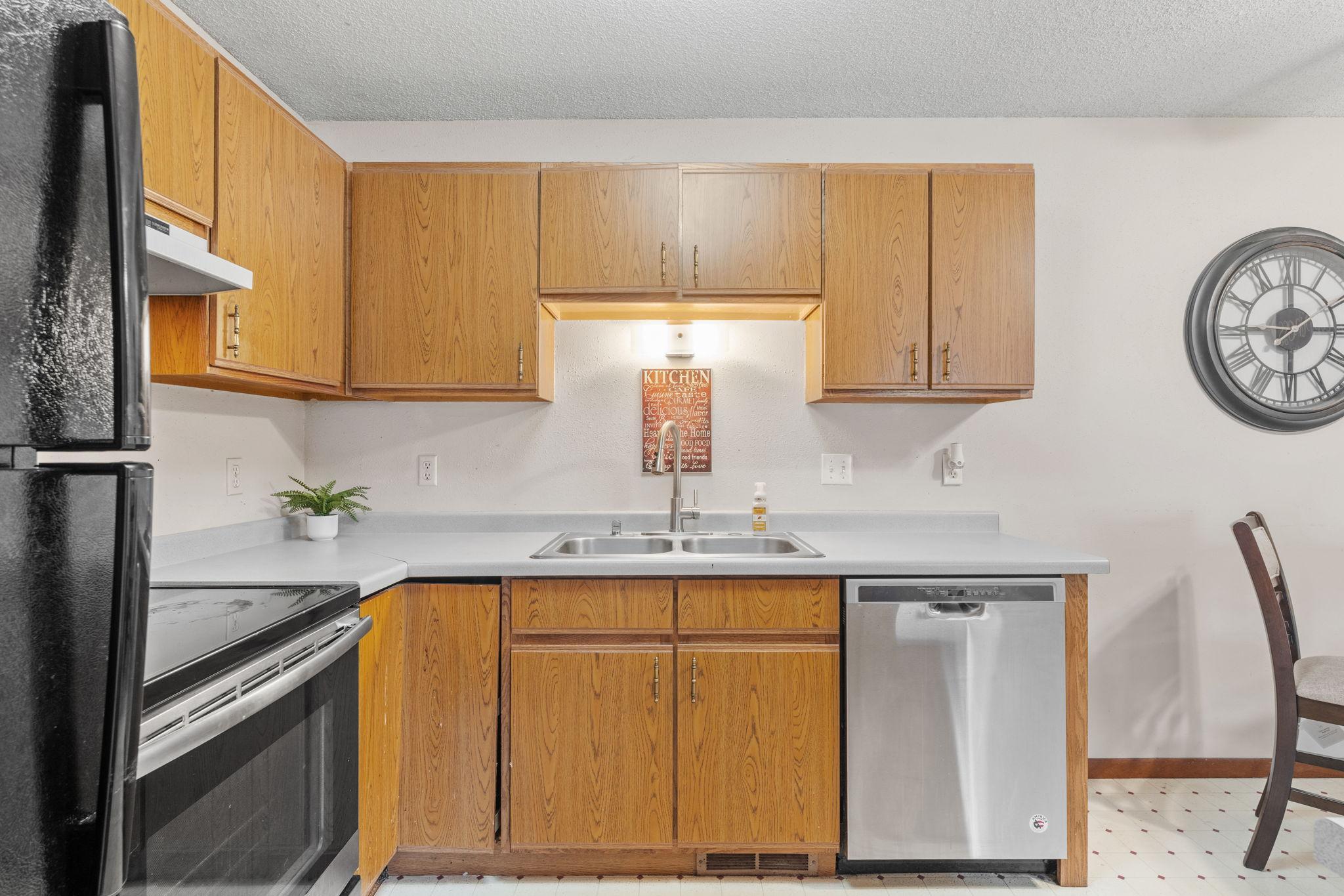 6364 Kahler Drive NE Albertville MN 55301