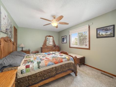 21350 Eveleth Street NE East Bethel MN 55011