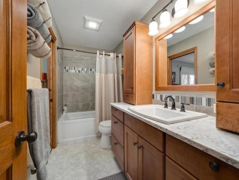 21350 Eveleth Street NE East Bethel MN 55011