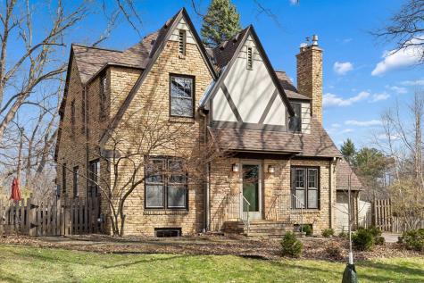 2 1/2 Webster Place Hopkins MN 55305