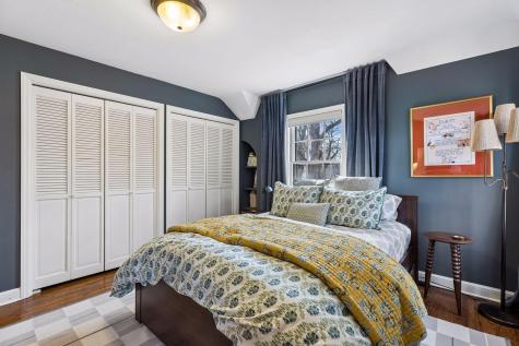 2 1/2 Webster Place Hopkins MN 55305
