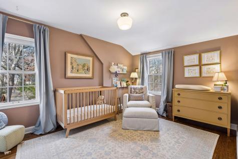 2 1/2 Webster Place Hopkins MN 55305
