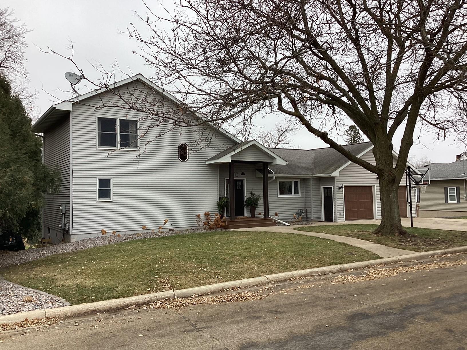 210 North Lane Albert Lea MN 56007