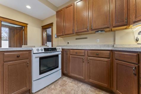 203 Main Street W Morristown MN 55052