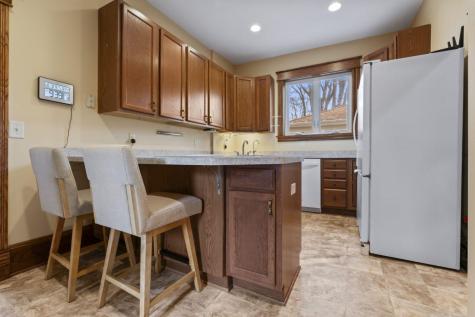 203 Main Street W Morristown MN 55052