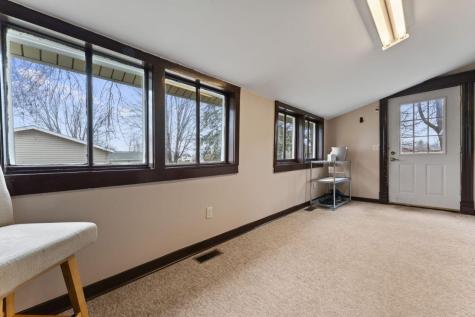 203 Main Street W Morristown MN 55052