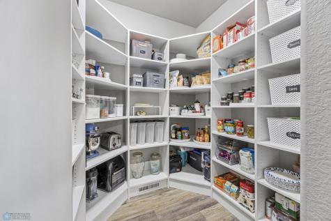 120 Lindsey Court Mapleton ND 58059