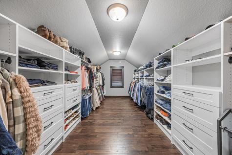 120 Lindsey Court Mapleton ND 58059