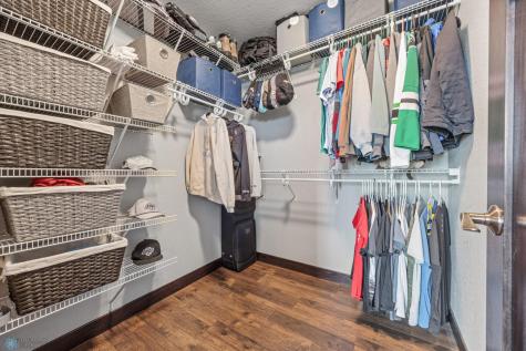 120 Lindsey Court Mapleton ND 58059