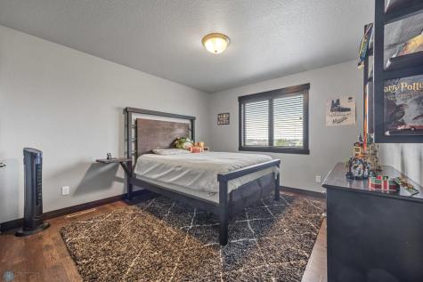 120 Lindsey Court Mapleton ND 58059