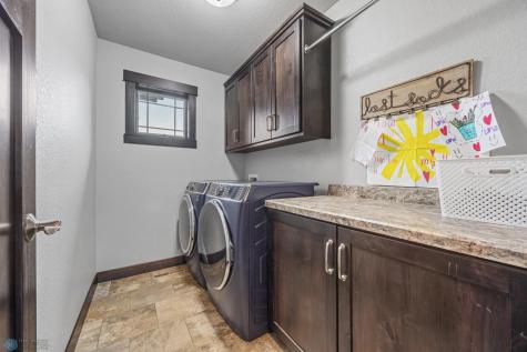 120 Lindsey Court Mapleton ND 58059