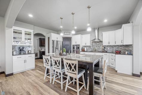 120 Lindsey Court Mapleton ND 58059