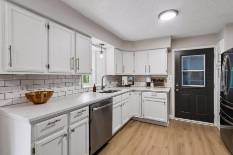 4816 Nevada Avenue N Crystal MN 55428
