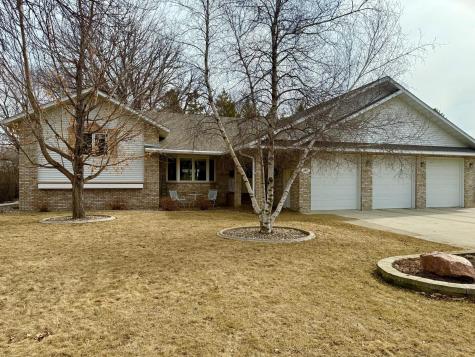 1007 Maple Street Alexandria MN 56308