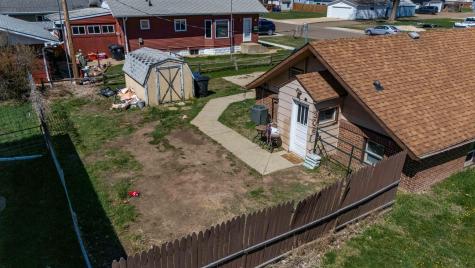11 6th Avenue W Dickinson ND 58601