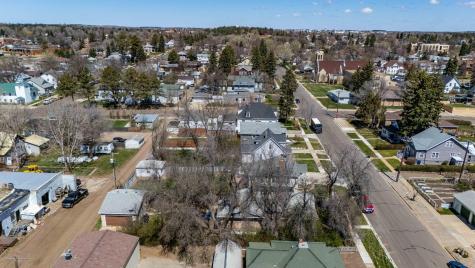 11 6th Avenue W Dickinson ND 58601
