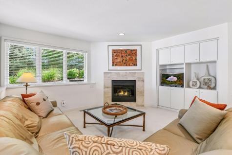 2948 Pelican Point Circle Mound MN 55364