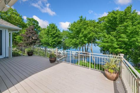 2948 Pelican Point Circle Mound MN 55364