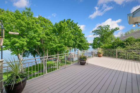 2948 Pelican Point Circle Mound MN 55364