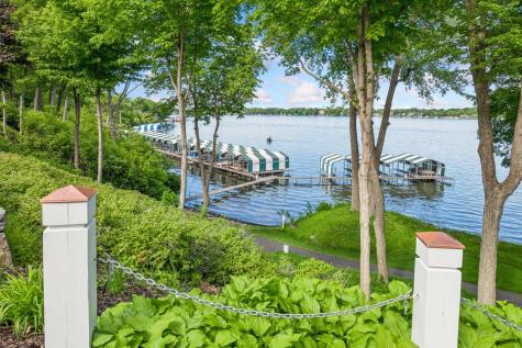 2948 Pelican Point Circle Mound MN 55364