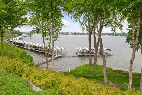 2948 Pelican Point Circle Mound MN 55364