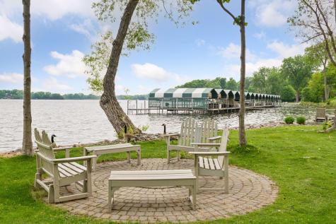 2948 Pelican Point Circle Mound MN 55364